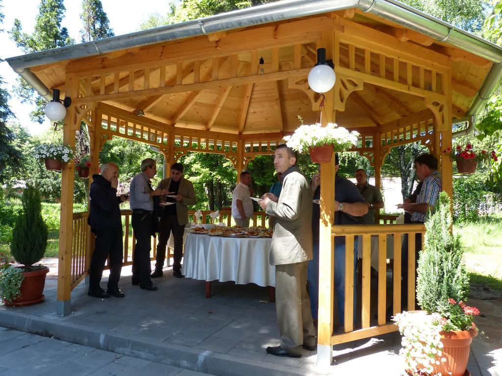 Prenociste Gazela Bed & Breakfast Pirot Luaran gambar