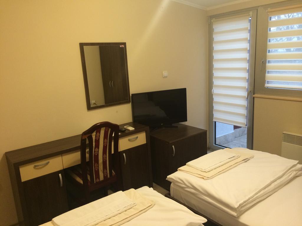Prenociste Gazela Bed & Breakfast Pirot Bilik gambar