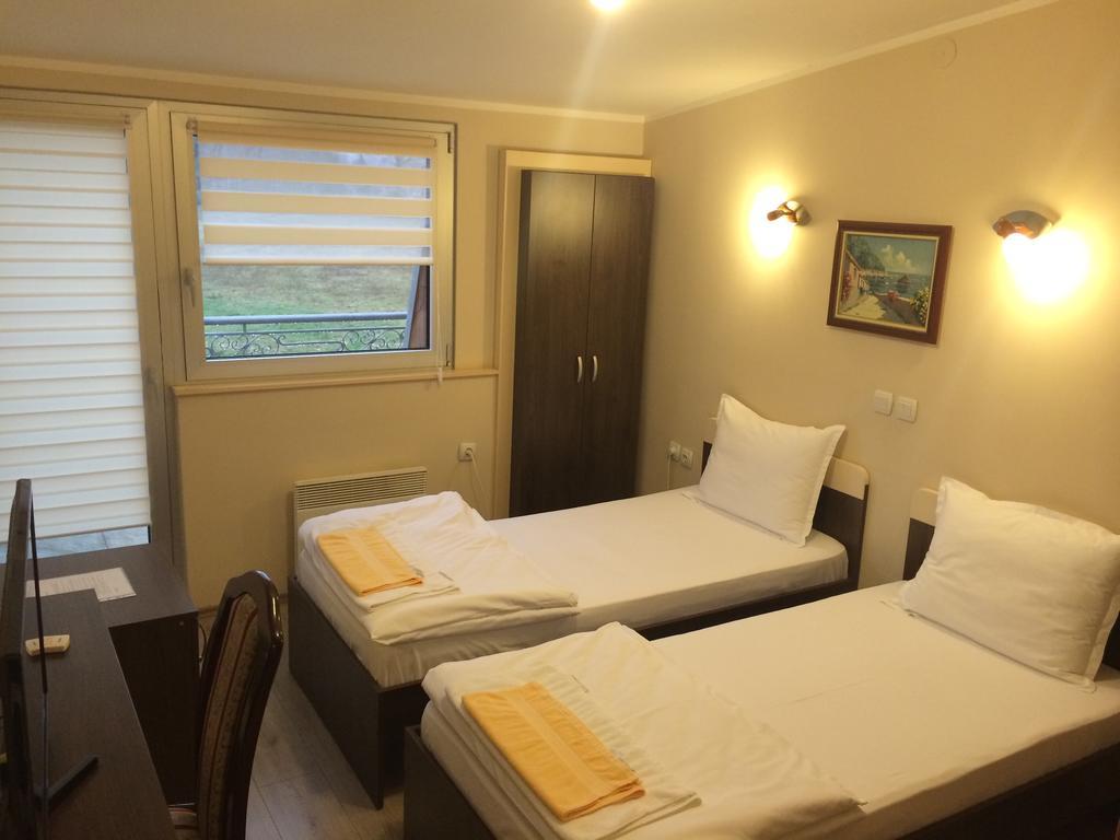 Prenociste Gazela Bed & Breakfast Pirot Bilik gambar